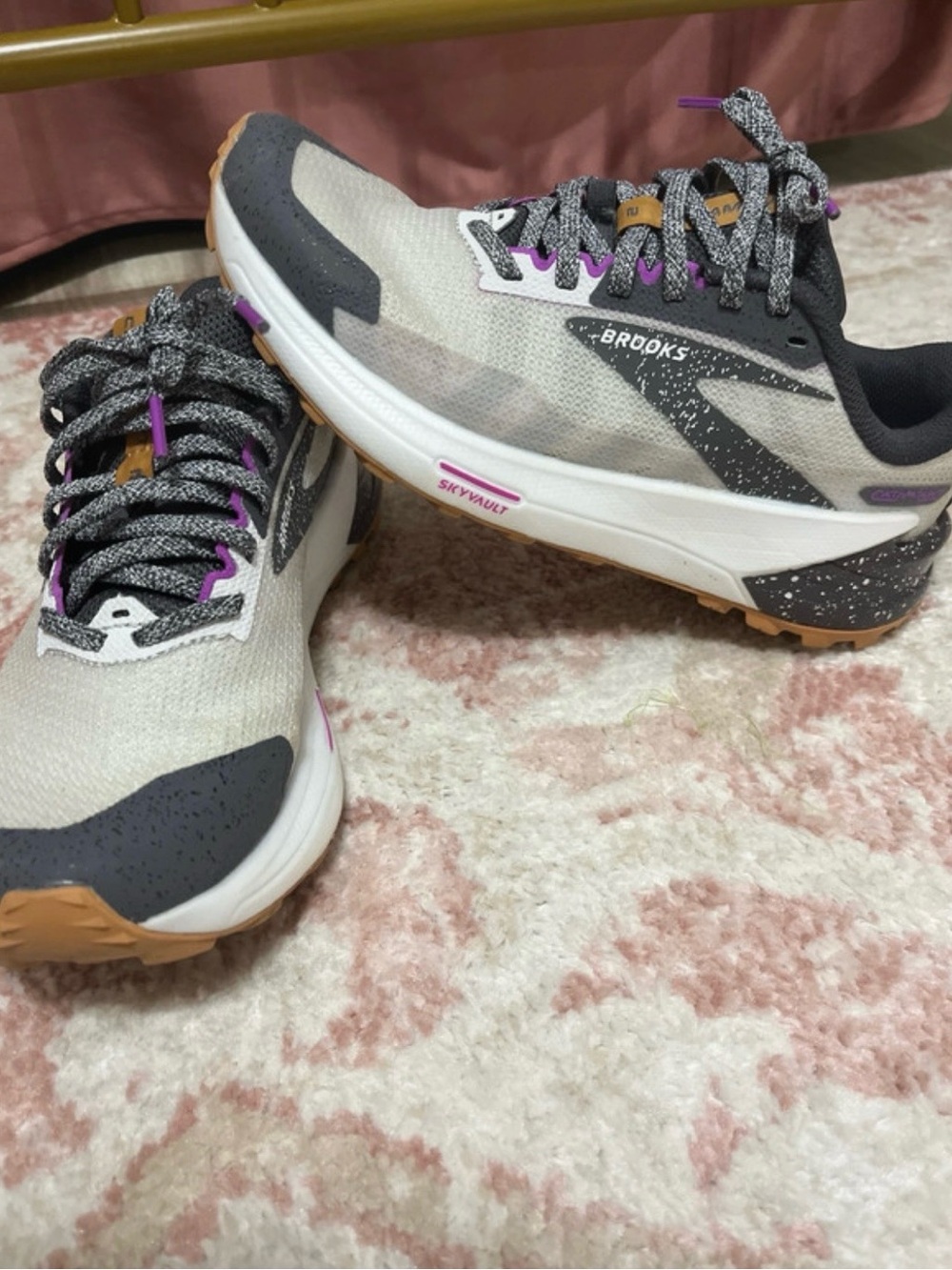 Brooks Women's White and Gray Sneakers with Purple Accents